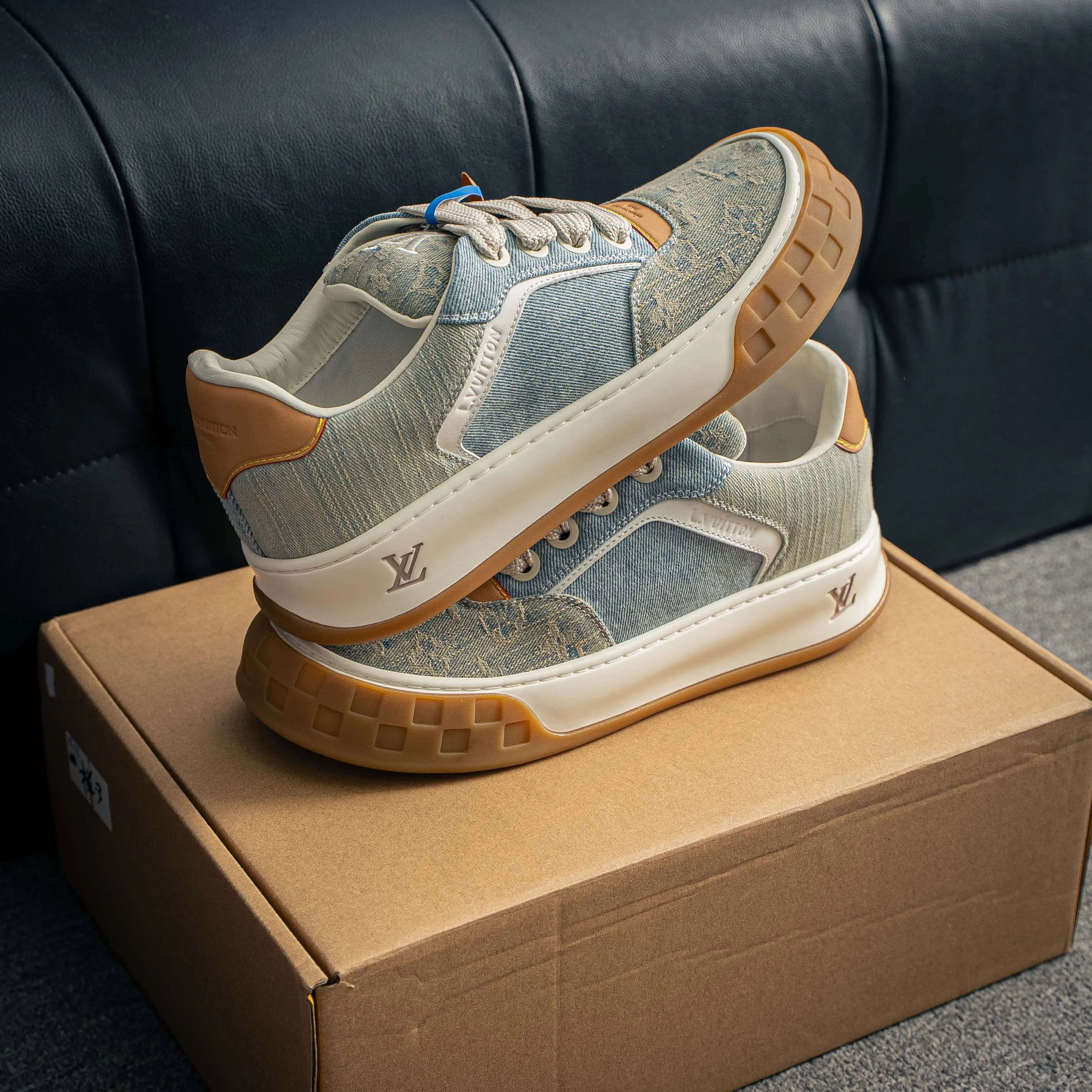 LV tilted ， Shoes，Sneakers， Shoes，Skate Shoes~~ Sneakers， LV Shoes ， Cushioning TPU Vuitton ，